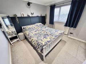 Bedroom- click for photo gallery